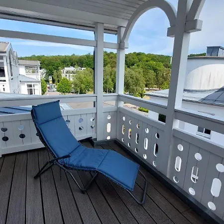 Apartment 692, Seepark *