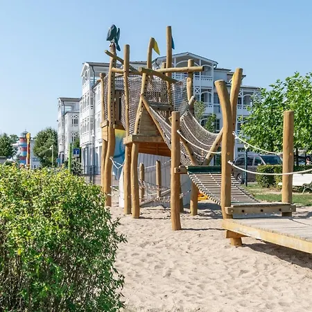 Apartment 692, Seepark *